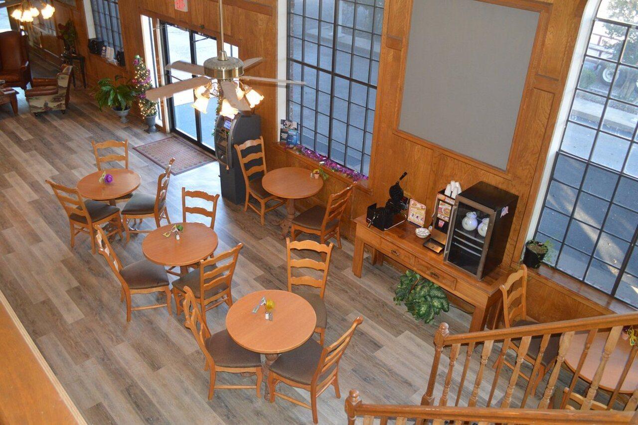 Lake View Inn Granbury Εξωτερικό φωτογραφία